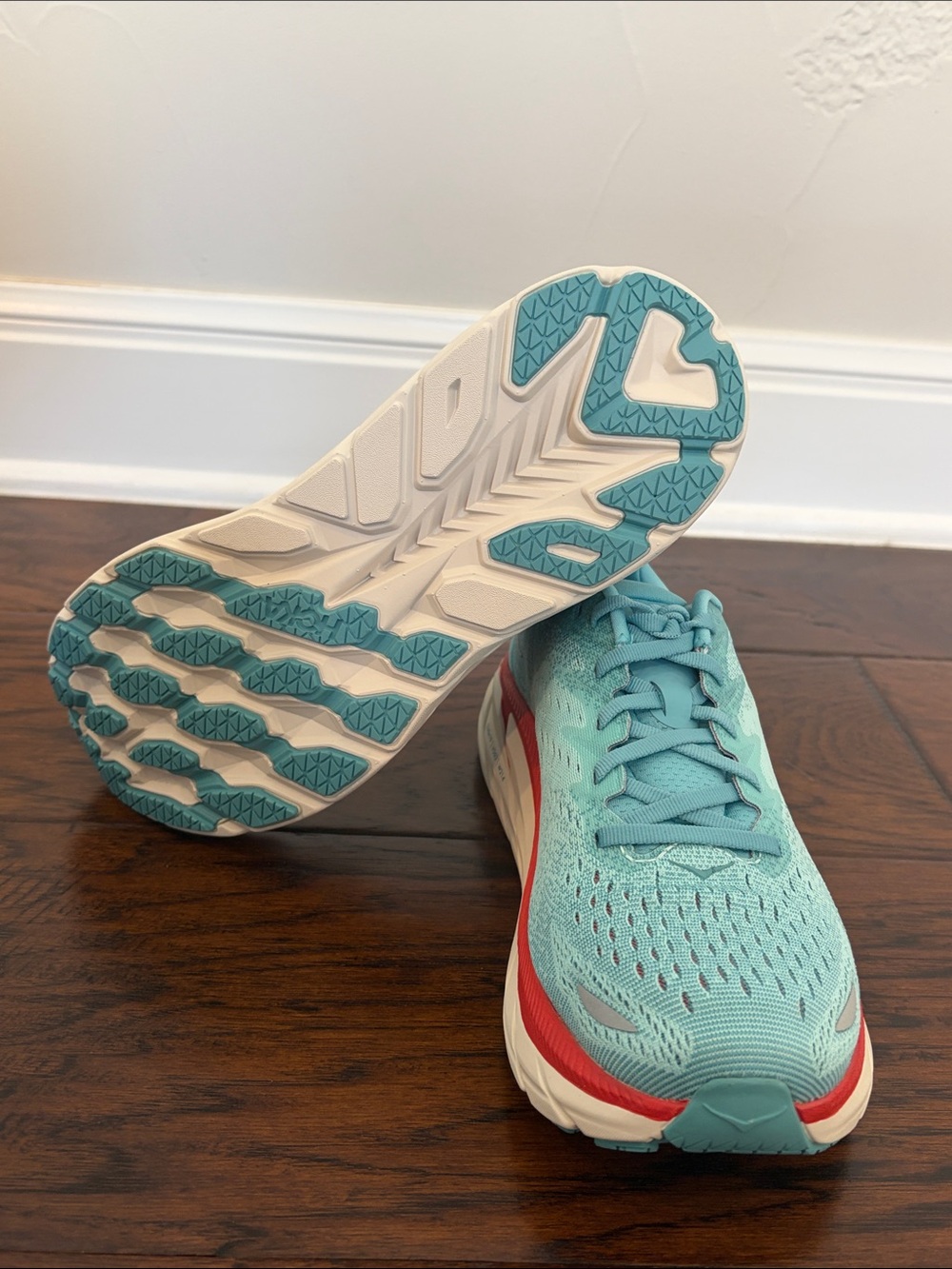 NWT HOKA One One Clifton 8 Women’s Size 9 Running Shoes - Picture 6 of 7